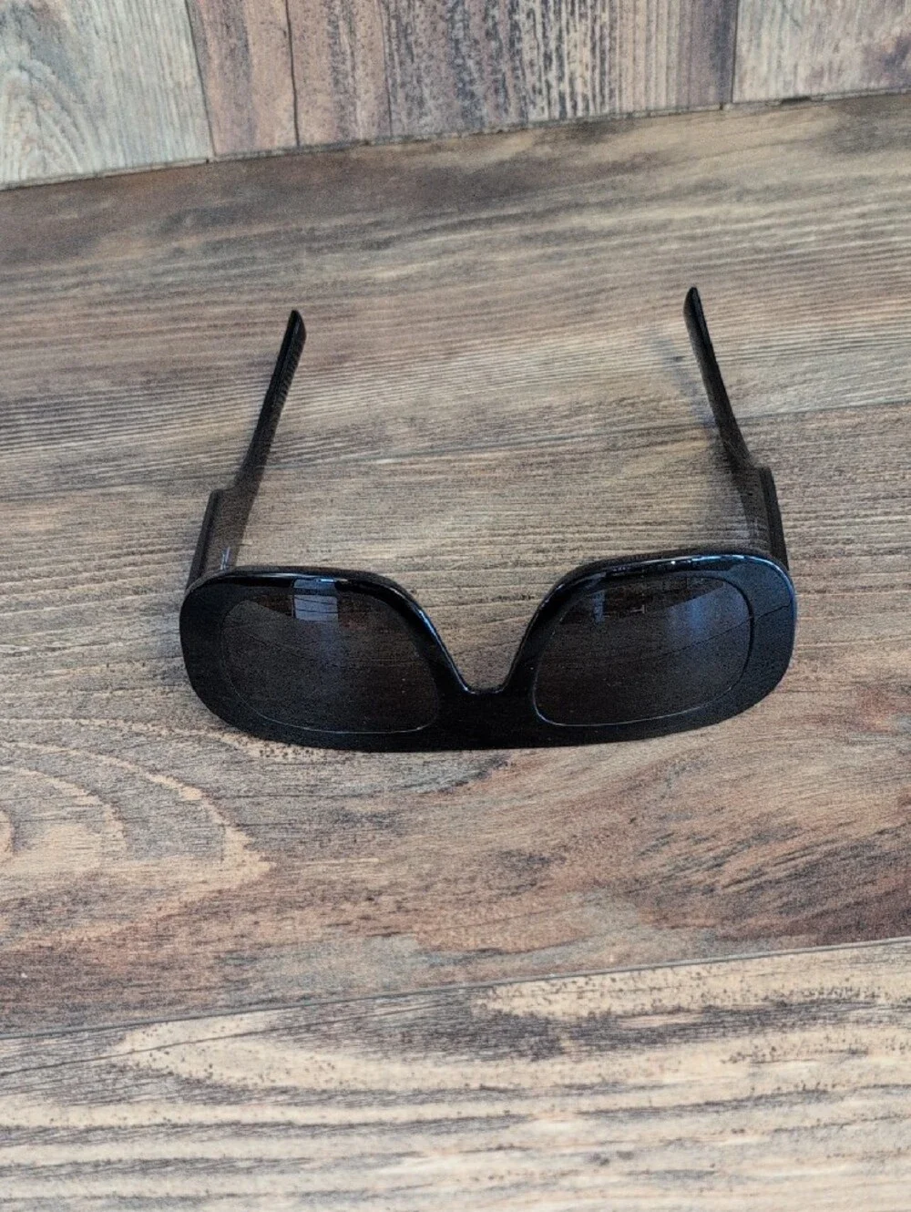 Karl Lagerfeld KL6188S 001 Black Sunglasses with Logo Case M453